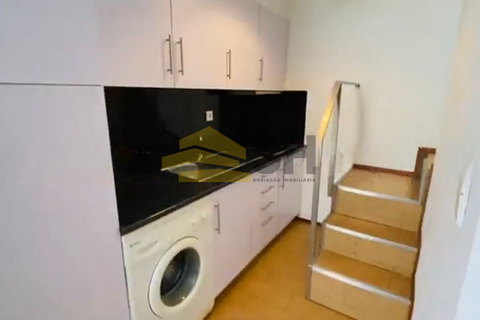 2 غرف نوم فيلا في Porto, Portugal رقم 202335