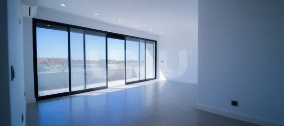 5 Schlafzimmer Haus in Quarteira, Portugal, Nr. 31900 18