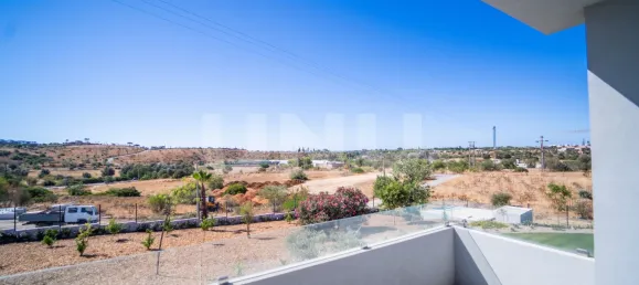 5 Schlafzimmer Haus in Quarteira, Portugal, Nr. 31900 20