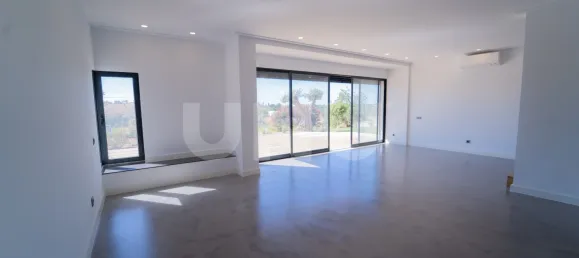 5 Schlafzimmer Haus in Quarteira, Portugal, Nr. 31900 16