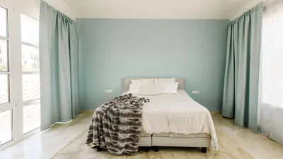 5 bedrooms Villa in Estepona, Spain No. 142062