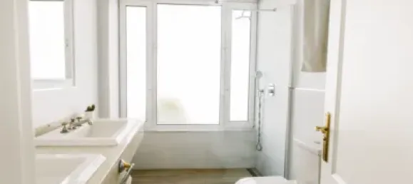 5 bedrooms Villa in Estepona, Spain No. 142062 5