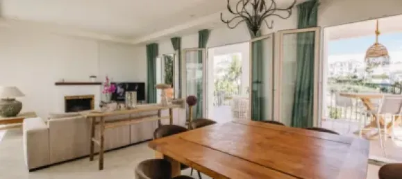 5 bedrooms Villa in Estepona, Spain No. 142062 15