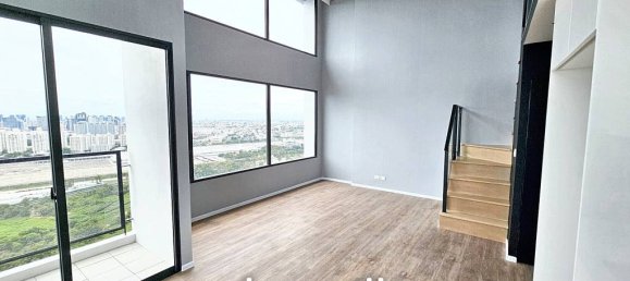 2 bedrooms Warehouse in Huai Khwang, Thailand No. 21856 8