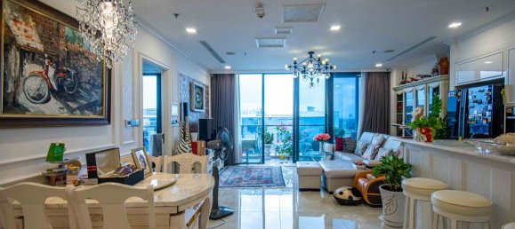 3 bedrooms Apartment in District 1, Vietnam No. 18329 2