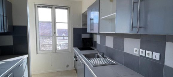 3 bedrooms Duplex in Bonnieres-sur-Seine, France No. 200580 2