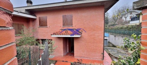 3 غرف نوم شقة في Monte San Pietro, Italy رقم 327549 10