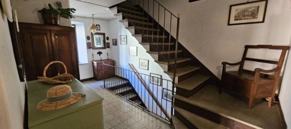 Дом с 7 комнатами в Камандона, Италия № 211920 22