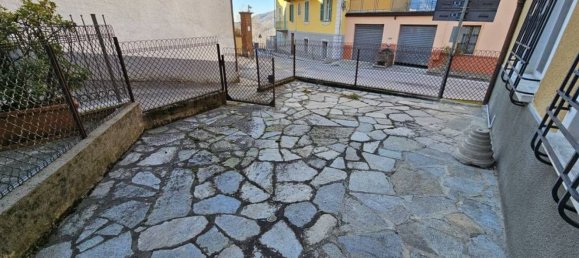 Дом с 7 комнатами в Камандона, Италия № 211920 5