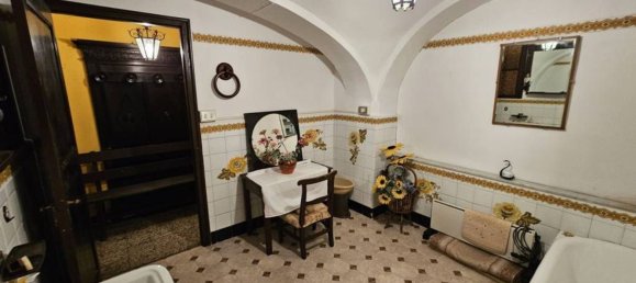 Дом с 7 комнатами в Камандона, Италия № 211920 20