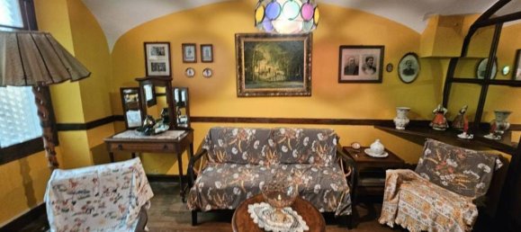 Дом с 7 комнатами в Камандона, Италия № 211920 9