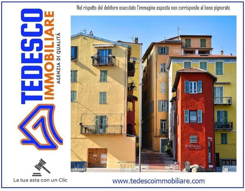 1 room Warehouse in Serino, Italy No. 267288
