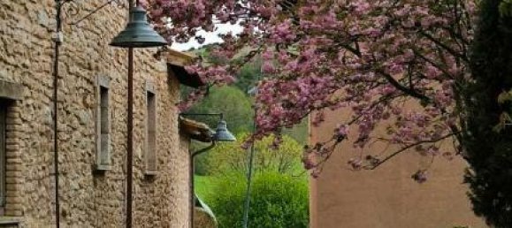 4 rooms House in Visso, Italy No. 229360 3