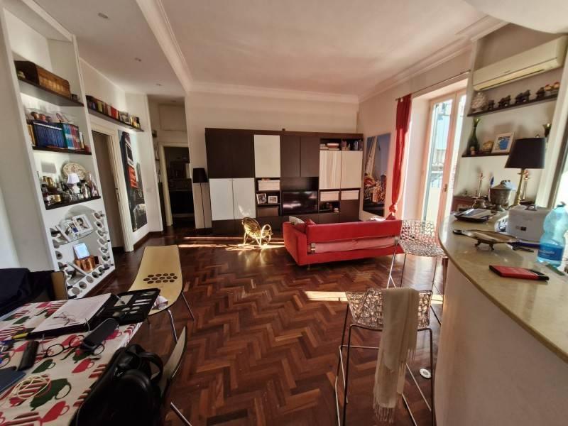 Apartamento de 5 divisões em Naples, Italy N.º 35685