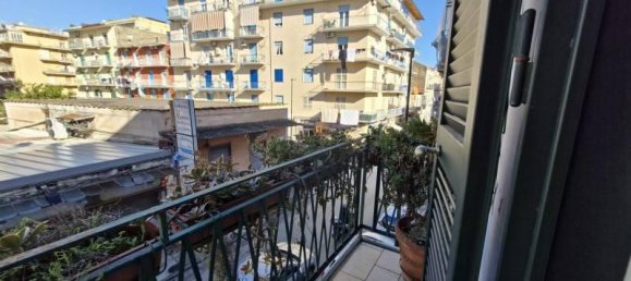 Apartamento de 5 divisões em Naples, Italy N.º 35685 20