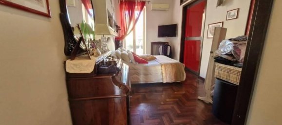 Apartamento de 5 divisões em Naples, Italy N.º 35685 18