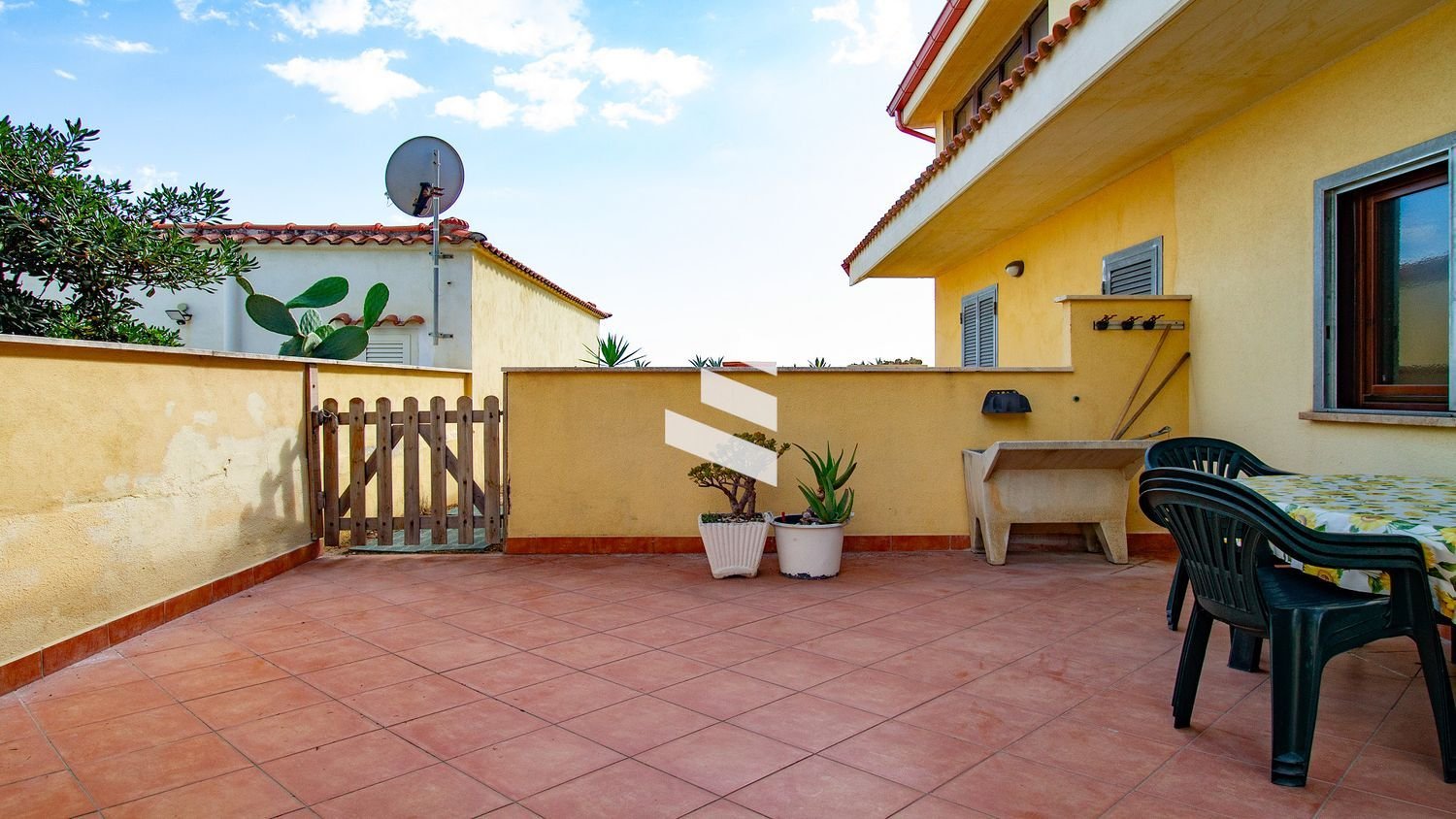 Casa de 3 divisões em Pomezia, Italy N.º 307883