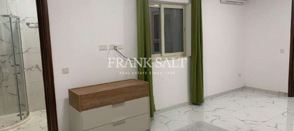 3 bedrooms Apartment in Victoria, Malta No. 572 8