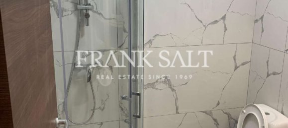 3 bedrooms Apartment in Victoria, Malta No. 572 13