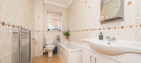 4 bedrooms House in Clacton-on-Sea, United Kingdom No. 1826 11