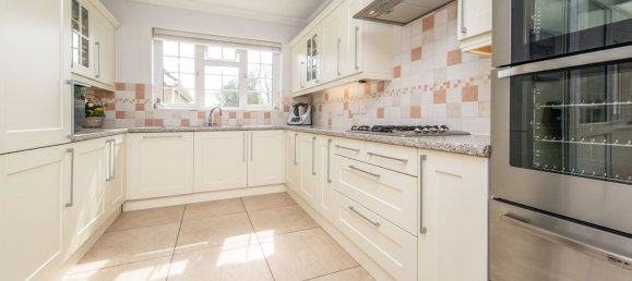 4 bedrooms House in Clacton-on-Sea, United Kingdom No. 1826 15