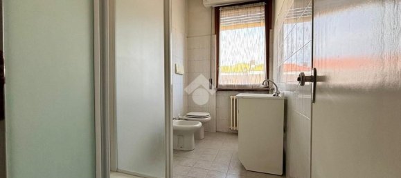 2-salle Appartement à Treviglio, Italy No. 284330 15