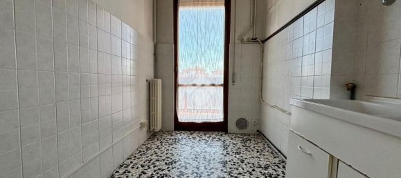 2-salle Appartement à Treviglio, Italy No. 284330 11