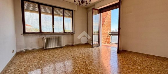 2-salle Appartement à Treviglio, Italy No. 284330 3