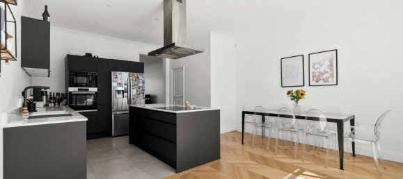 Casa de 4 dormitorios en Colombes, France No. 297041 6