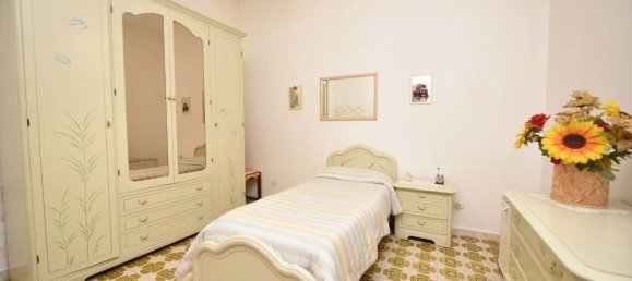 5-Zimmer Wohnung in Nuoro, Italy, Nr. 11547 17