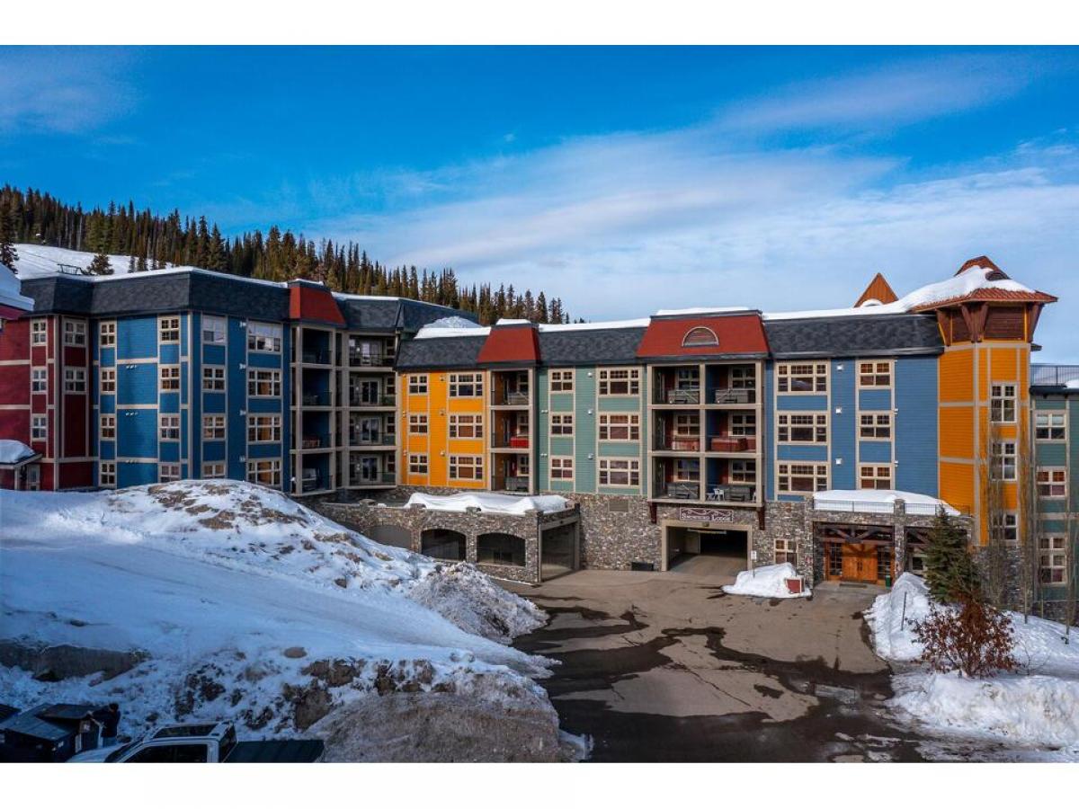 2 bedrooms House in British Columbia, Canada No. 1218