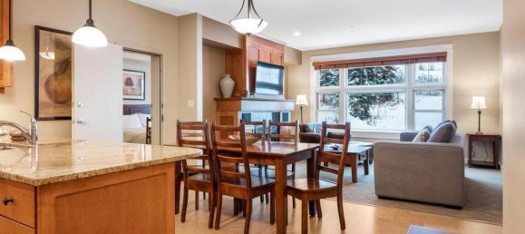 2 bedrooms House in British Columbia, Canada No. 1218 4