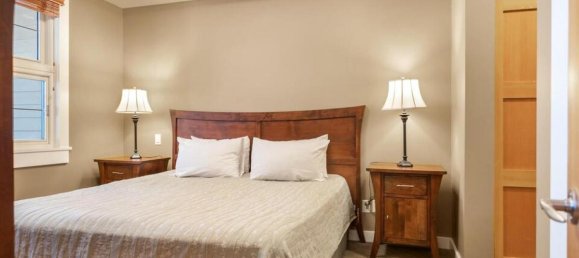 2 bedrooms House in British Columbia, Canada No. 1218 12