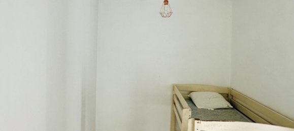 3 bedrooms House in Sorgues, France No. 325553 4