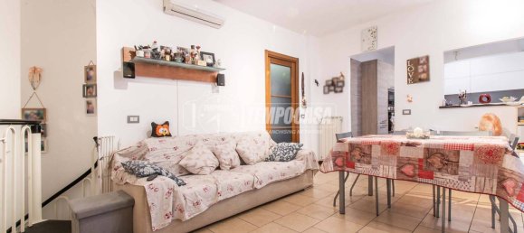 2 bedrooms Apartment in Lurago Marinone, Italy No. 13519 8