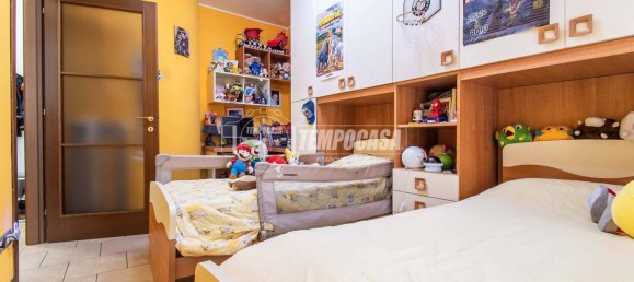 2 bedrooms Apartment in Lurago Marinone, Italy No. 13519 18