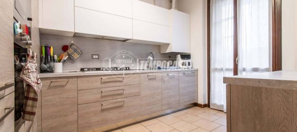 2 bedrooms Apartment in Lurago Marinone, Italy No. 13519 15