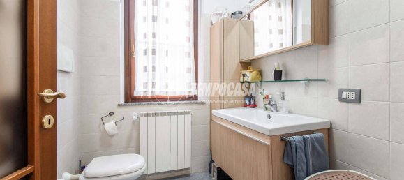 2 bedrooms Apartment in Lurago Marinone, Italy No. 13519 20