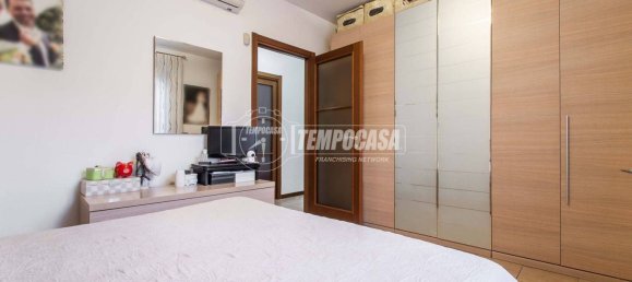 2 bedrooms Apartment in Lurago Marinone, Italy No. 13519 17