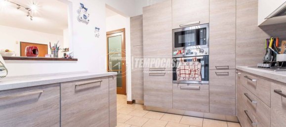 2 bedrooms Apartment in Lurago Marinone, Italy No. 13519 5