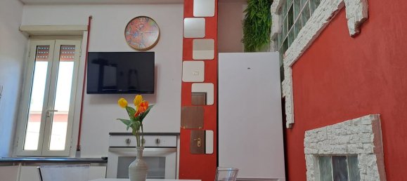 2 rooms Apartment in Rome, Italy No. 251538 3