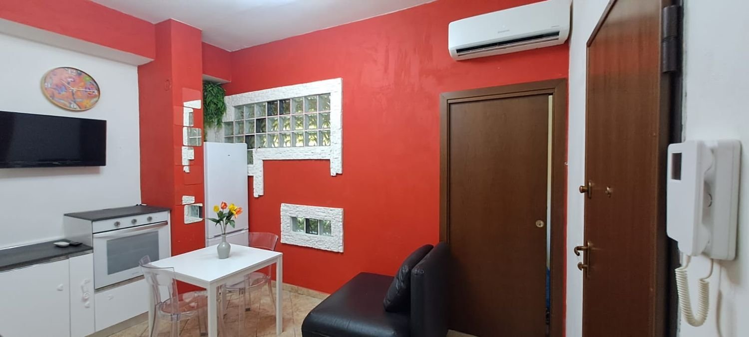 2 rooms Apartment in Rome, Italy No. 251538