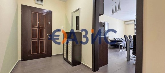 Квартира с 2 спальнями в Несебыр, Болгария № 650 15