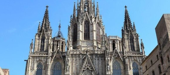 32m² Commercial property in Ciutat Vella, Spain No. 33063 24