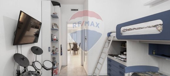 Apartamento T2 em Sesto San Giovanni, Italy N.º 327939 13