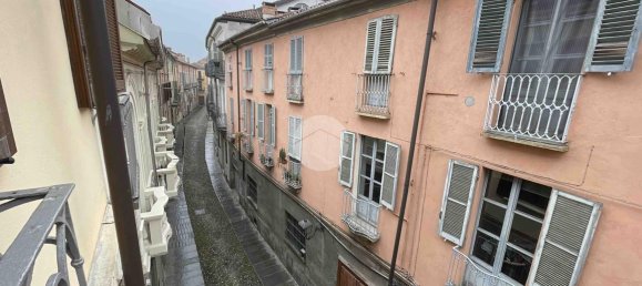 Apartamento de 3 divisões em Asti, Italy N.º 30696 5