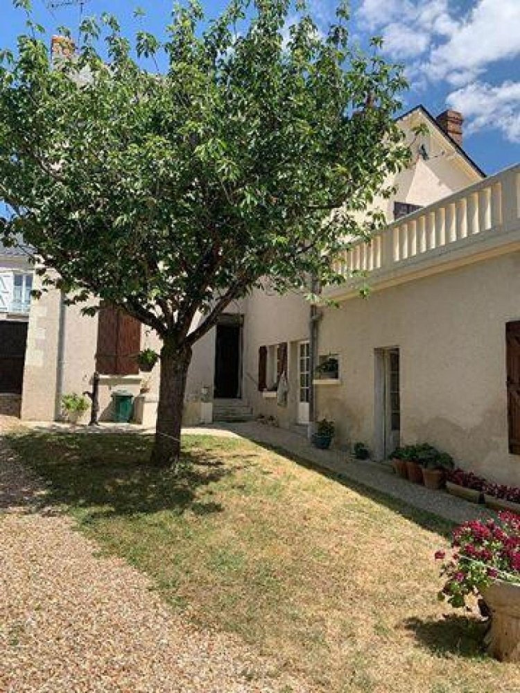 4 Schlafzimmer Haus in Les Ormes, France, Nr. 27199