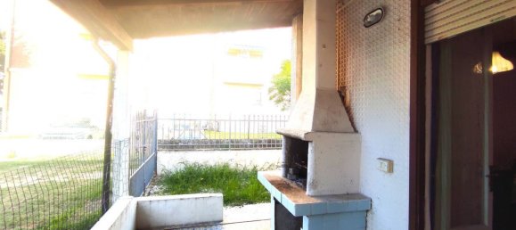 3 rooms House in Comacchio, Italy No. 276635 11