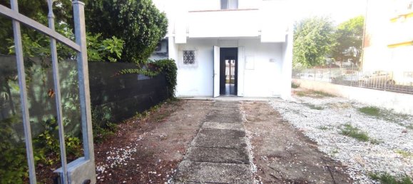 3 rooms House in Comacchio, Italy No. 276635 3