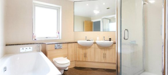 3 chambres Appartement à Finchley, United Kingdom No. 3625 25